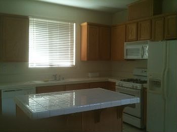 5th image of 3081 English Oak Cir
