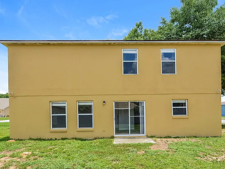 582 Southridge Rd — Photo 17