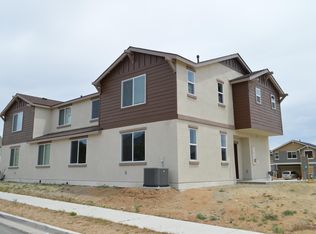 901 Fall Ct, Carson City, NV 89705