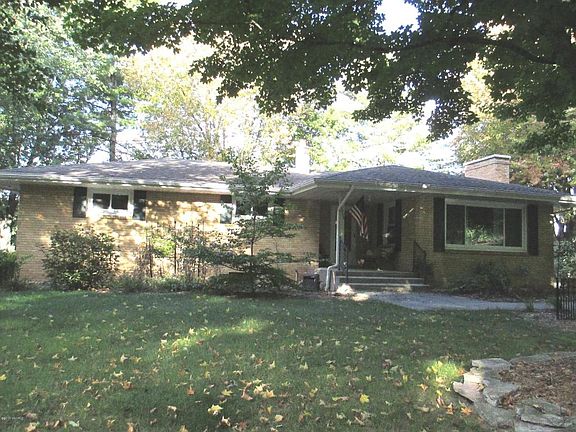 3rd image of 4058 Laukus Ln