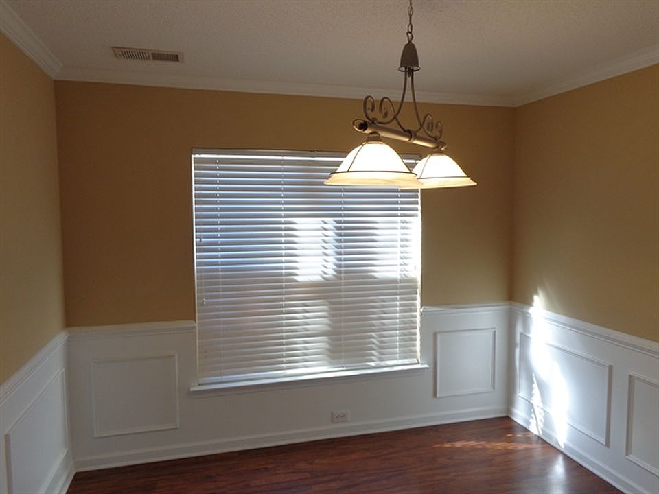 2nd image of 15913 Pedlar Mills Rd #0