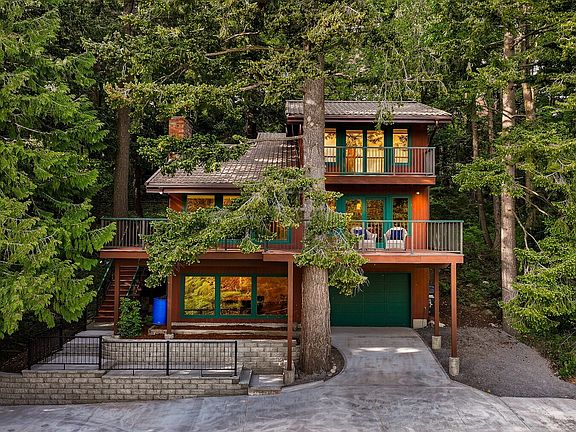 2nd image of 601 Willow Road