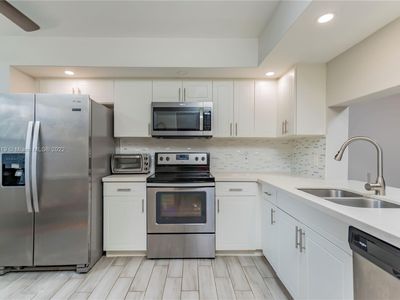 1501 SW 131st Way APT 104P, Pembroke Pines, FL, 33027
