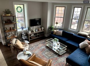 941 S 8th St, Philadelphia, PA 19147