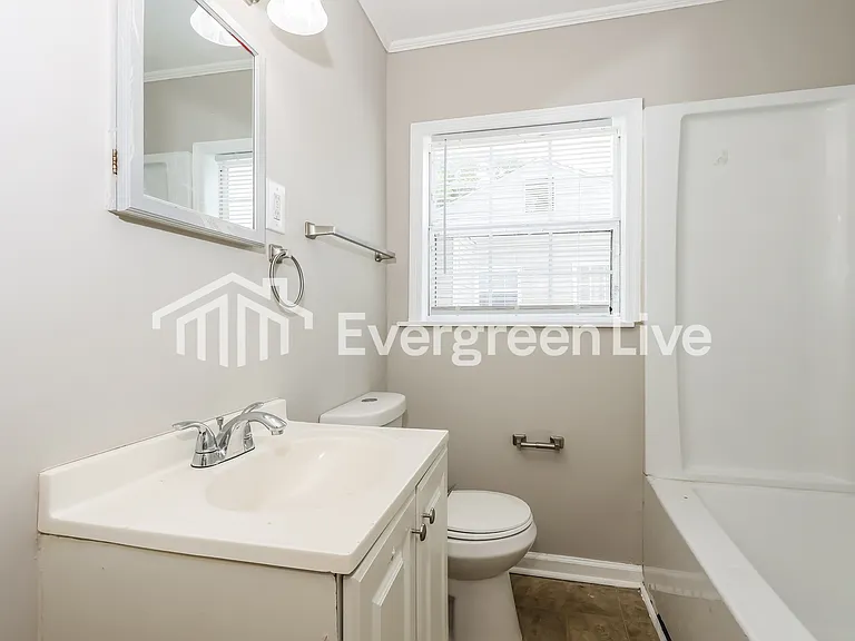 2517 Rhodes Dr — Photo 10