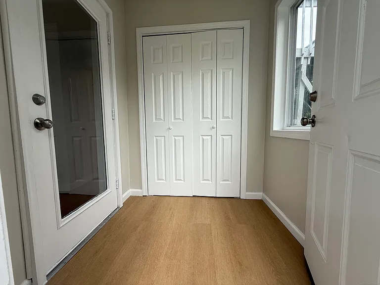 111 Fort Hale Rd — Photo 2