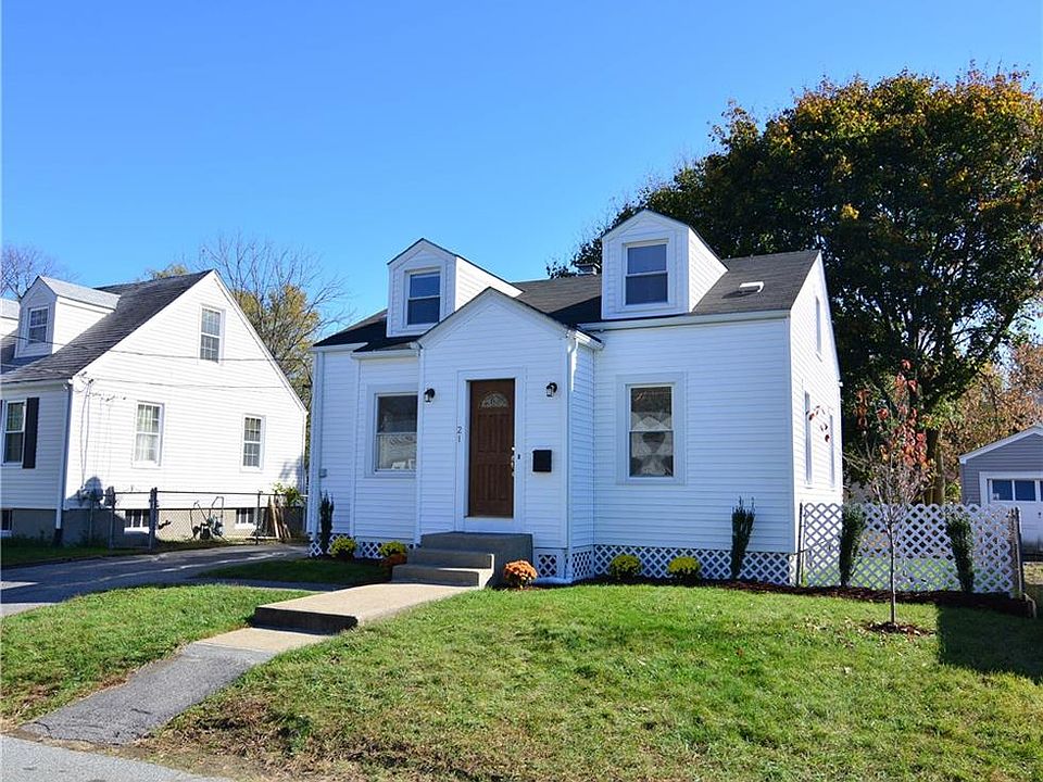 1st image of 21 Cornell Ave E