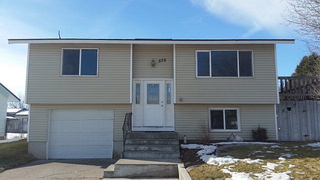 1st image of 570 Flamingo Ave