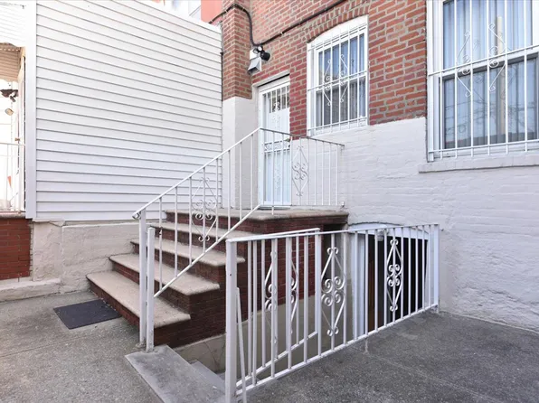 33-16 24th Avenue image 35 of 41