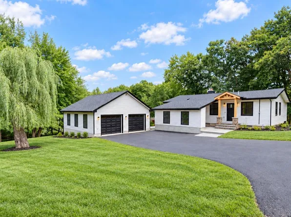 104 Heron Bay, Milford, PA 18337