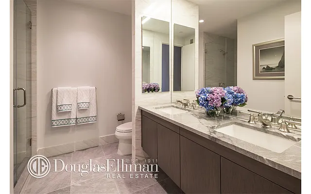 Sold by Douglas Elliman | media 15