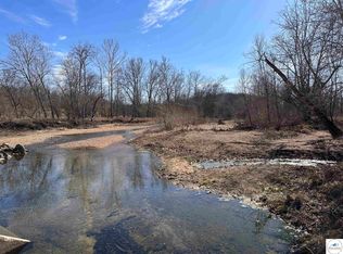 33211 Hairpin Dr, Edwards, MO 65326