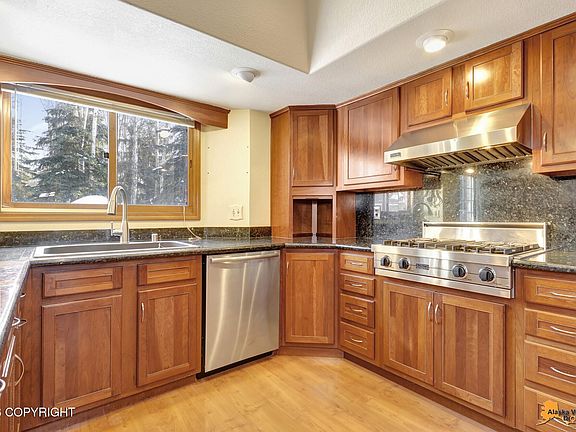 4th image of 2860 Seafarer Loop