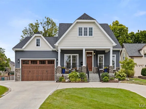 726 S Ballas Rd, Saint Louis, MO 63122