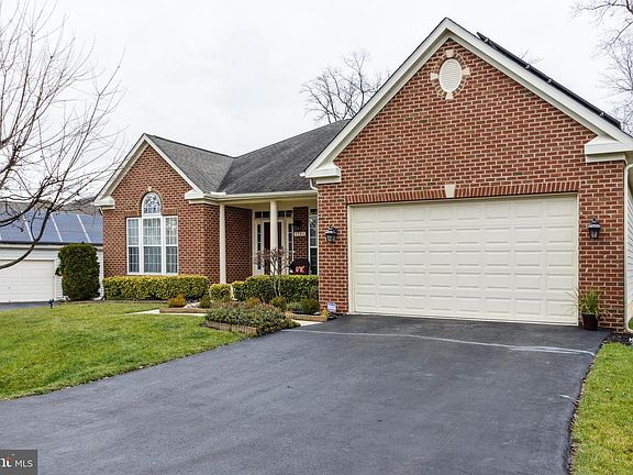 3rd image of 7721 Buckingham Nursery Dr