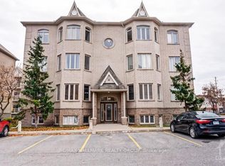 50 Briargate Point #4, Ottawa, ON K4A 0C3
