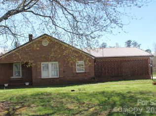 316 Drexel Rd, Morganton, NC 28655