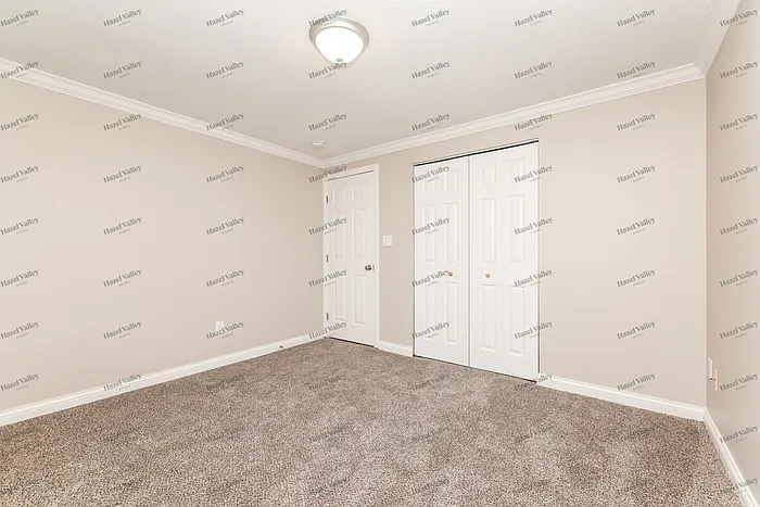189 Woburn Farm Cir — Photo 8