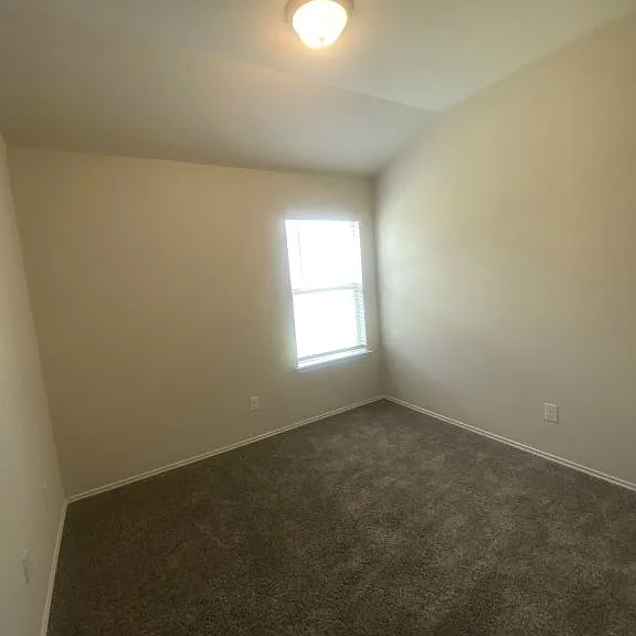 2604 Cortona St — Photo 17