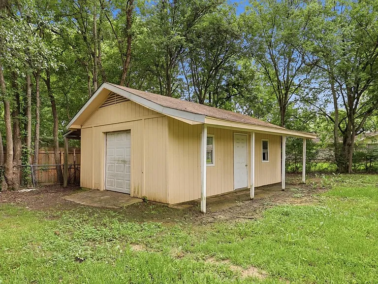 3626 Wilcox Dr — Photo 33