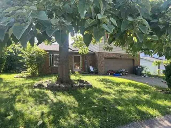 658 Bonnie View Dr, Evansville, IN 47715