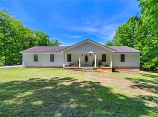 1014 Adams Clarke Rd, Commerce, GA 30530
