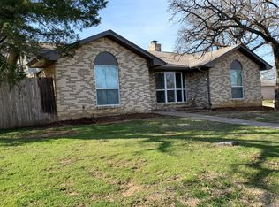 7300 Folkstone Dr, Forest Hill, TX 76140