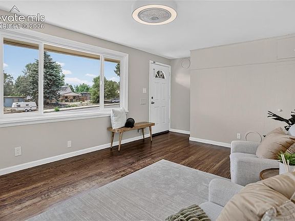 4th image of 2207 N Union Blvd