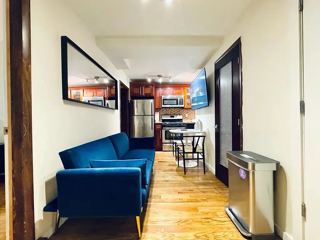 5 bed, 6.0 bath, 1200 sqft, $1,530 — Photo 3