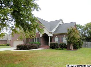 4804 Tomahawk Trl SE, Decatur, AL 35603