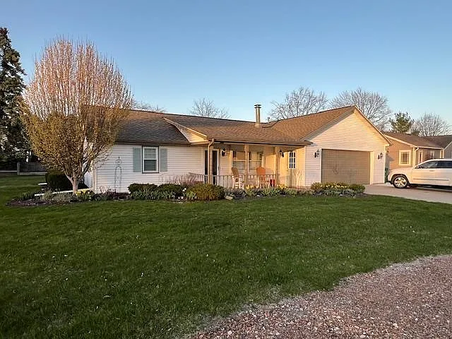 155 Bay Shore Dr photo 1