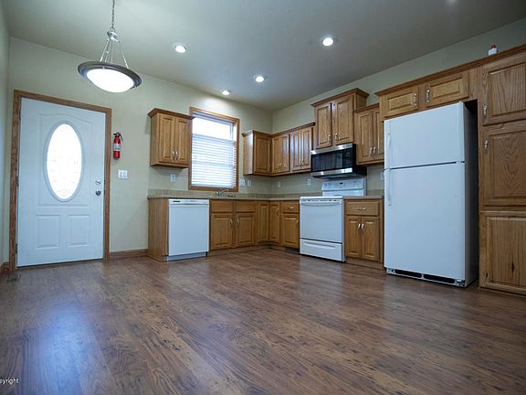 4th image of 324 Westhills Loop