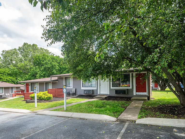 Retreat at Indian Lake - Apartments Exterior