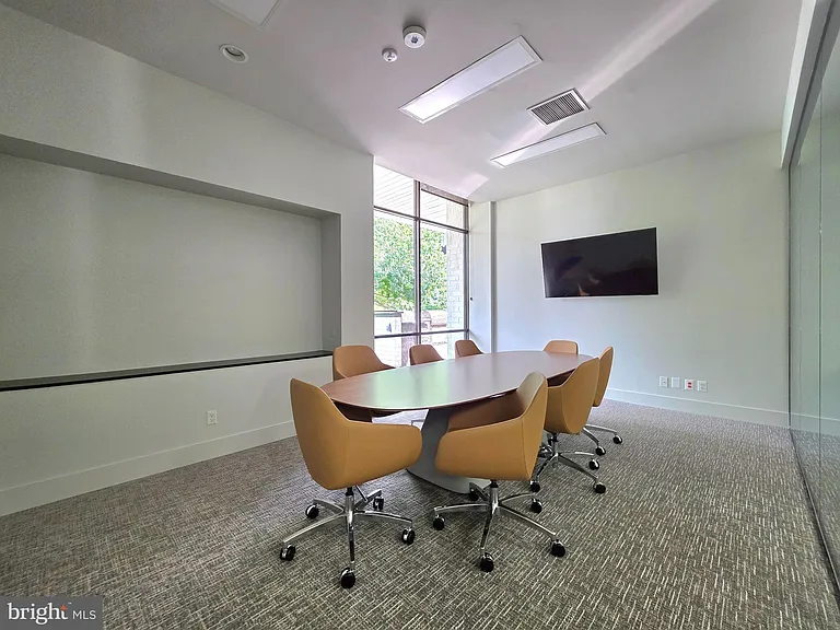 16 S Van Dorn St #101 — Photo 41