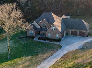 1137 Winding Branch Dr, Christiana, TN 37037
