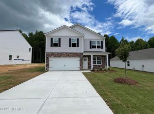942 Ocean Ct, Carthage, NC 28327