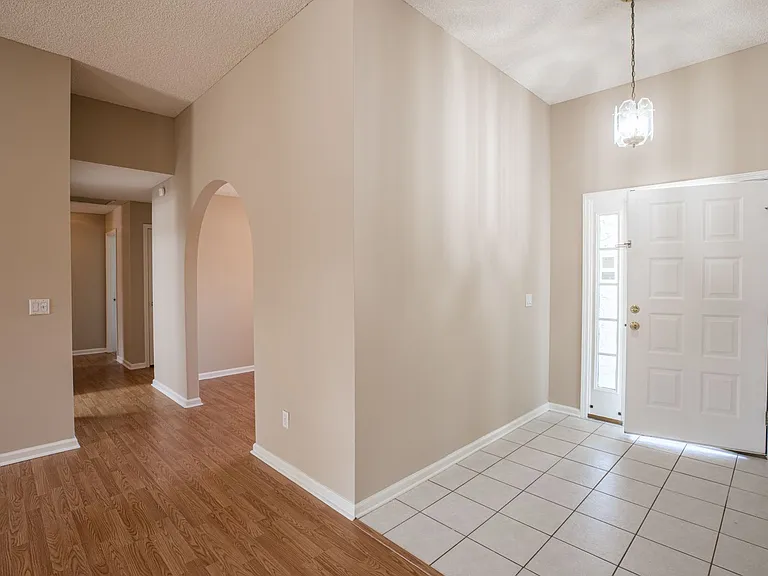 4025 E Smoke Ridge Cir — Photo 6
