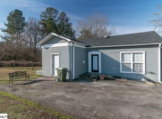 103 Elm St, Clinton, SC 29325