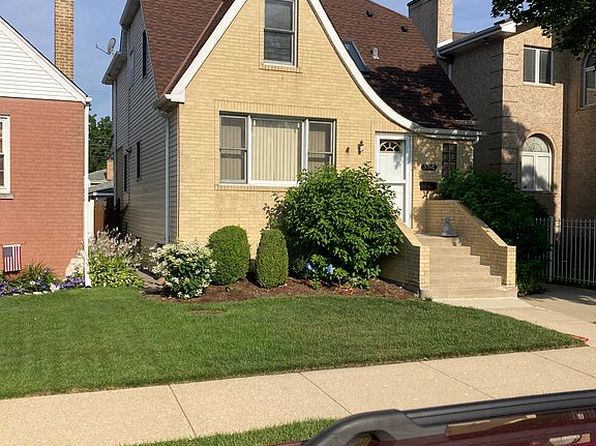 3916 N Pontiac Ave