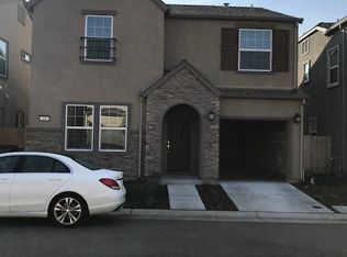 320 Maidenbrook Ln, Sacramento, CA