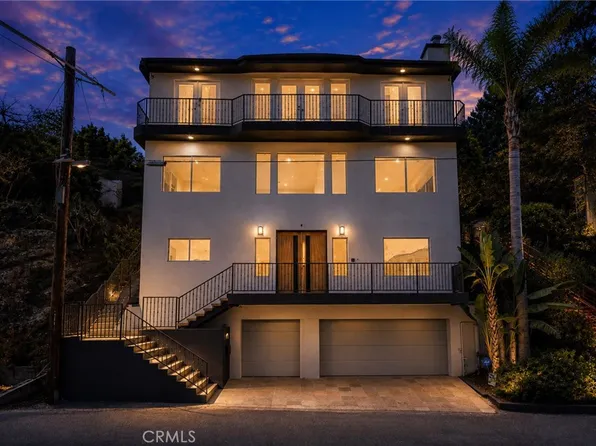 2927 Park Center Dr, Los Angeles, CA 90068