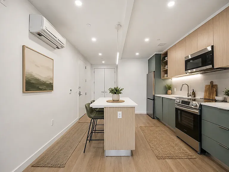 2363 Bedford Ave #103 — Photo 2