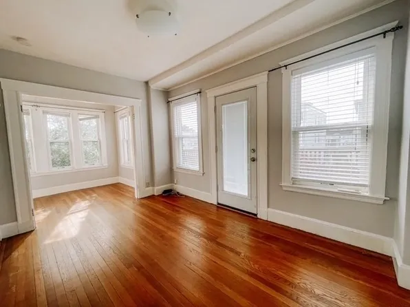 439 Ashmont St Unit 439, Dorchester, MA 02122