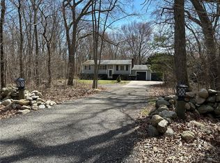 1695 Harkney Hill Rd, Coventry, RI 02816