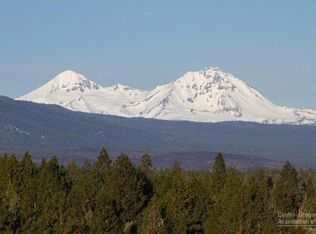 3359 NW Arrowleaf Ct, Bend, OR 97703