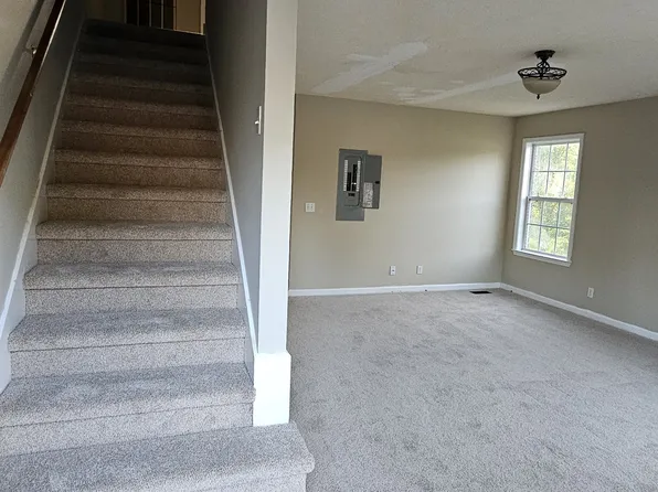 138 Fox Creek Ct, Manchester, TN 37355