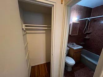 Rented by Best Apartments North Inc