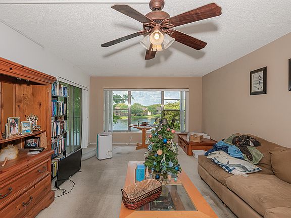 4th image of 3955 N Nob Hill Road #306