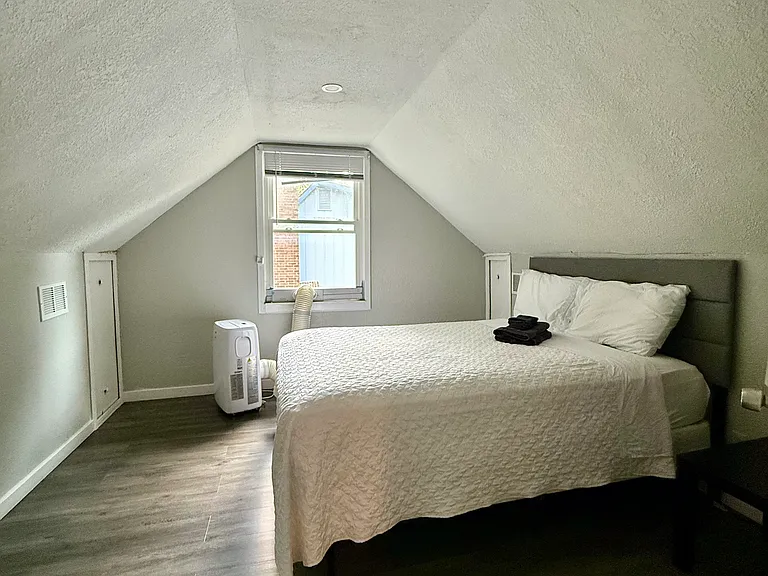 6224 Greenwood Dr — Photo 16