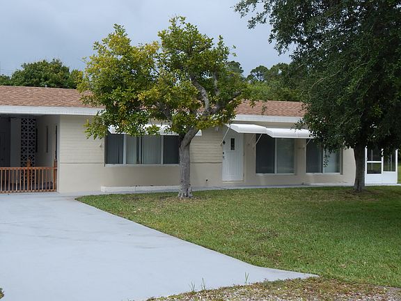 2nd image of 8059 SE Camellia Dr